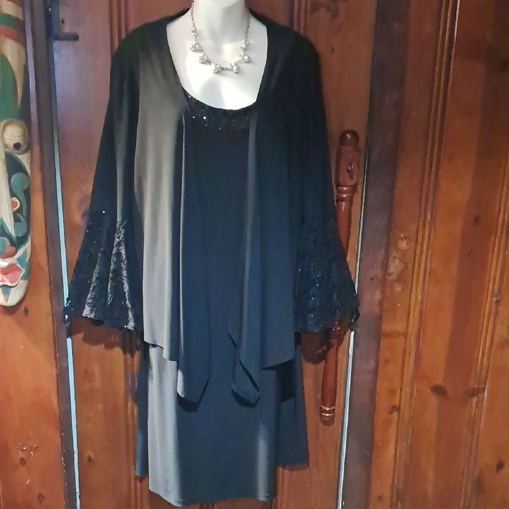 Elegant Black Dress with Shawl